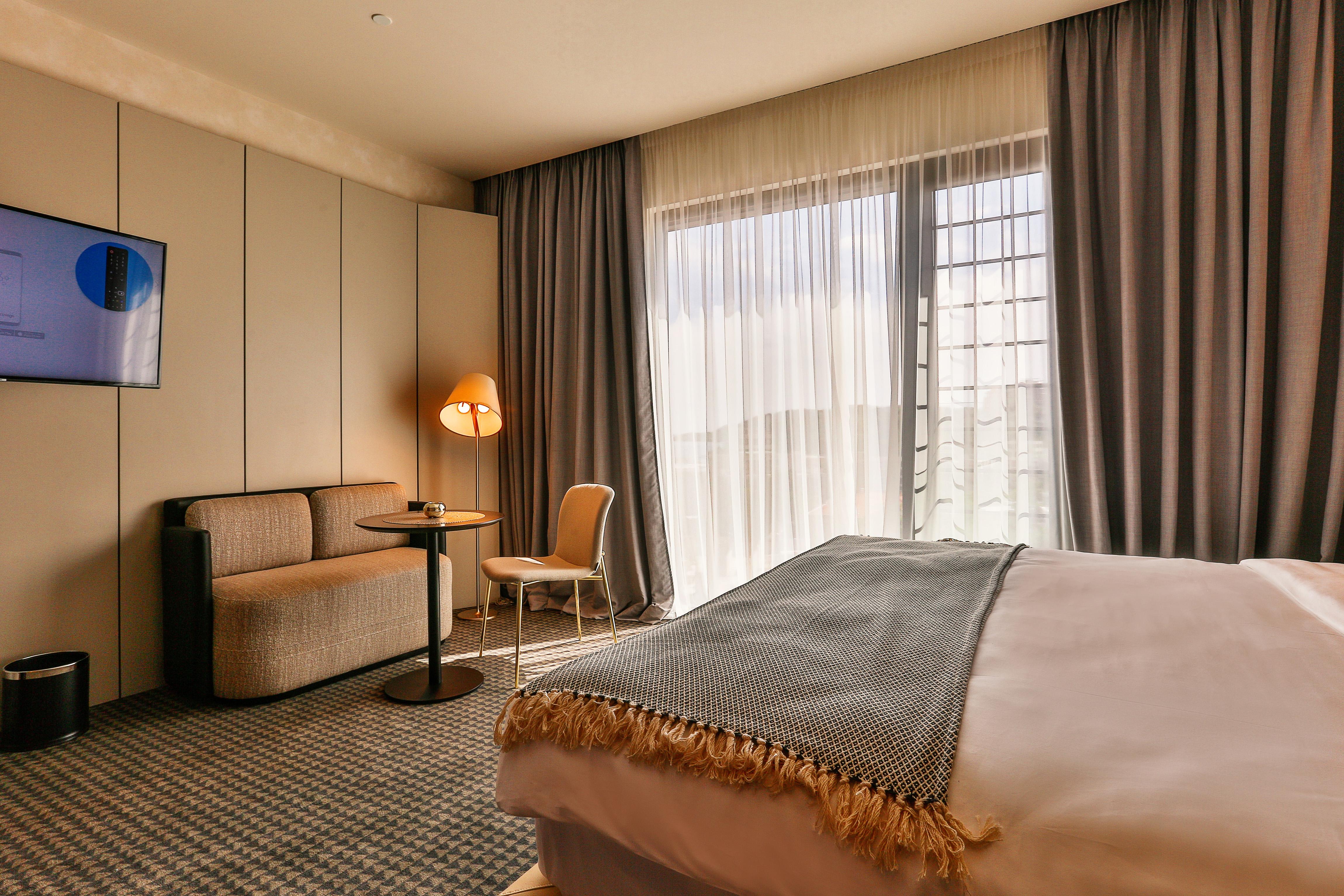 בודווה Hotel Kalos מראה חיצוני תמונה