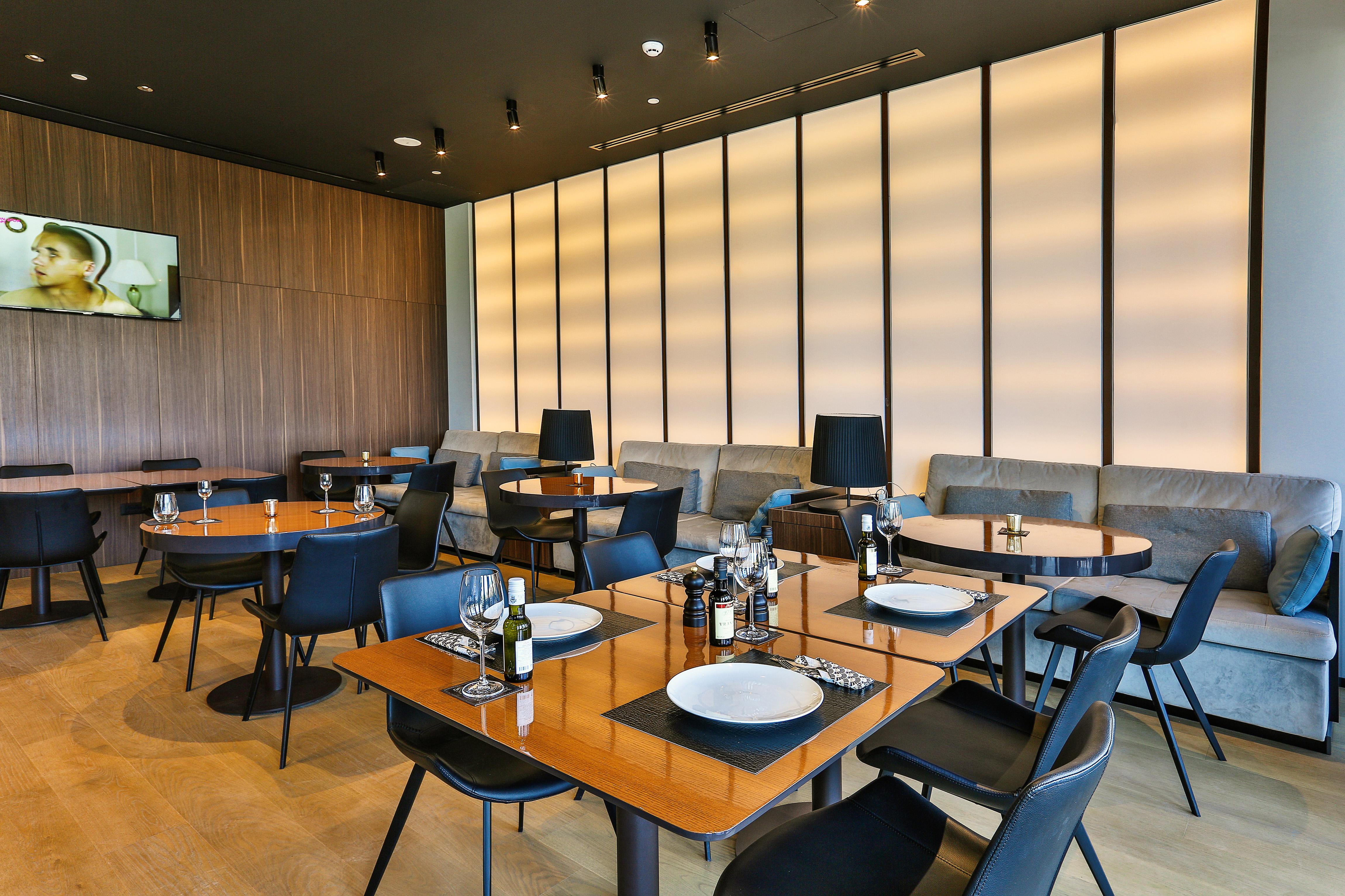 בודווה Hotel Kalos מראה חיצוני תמונה