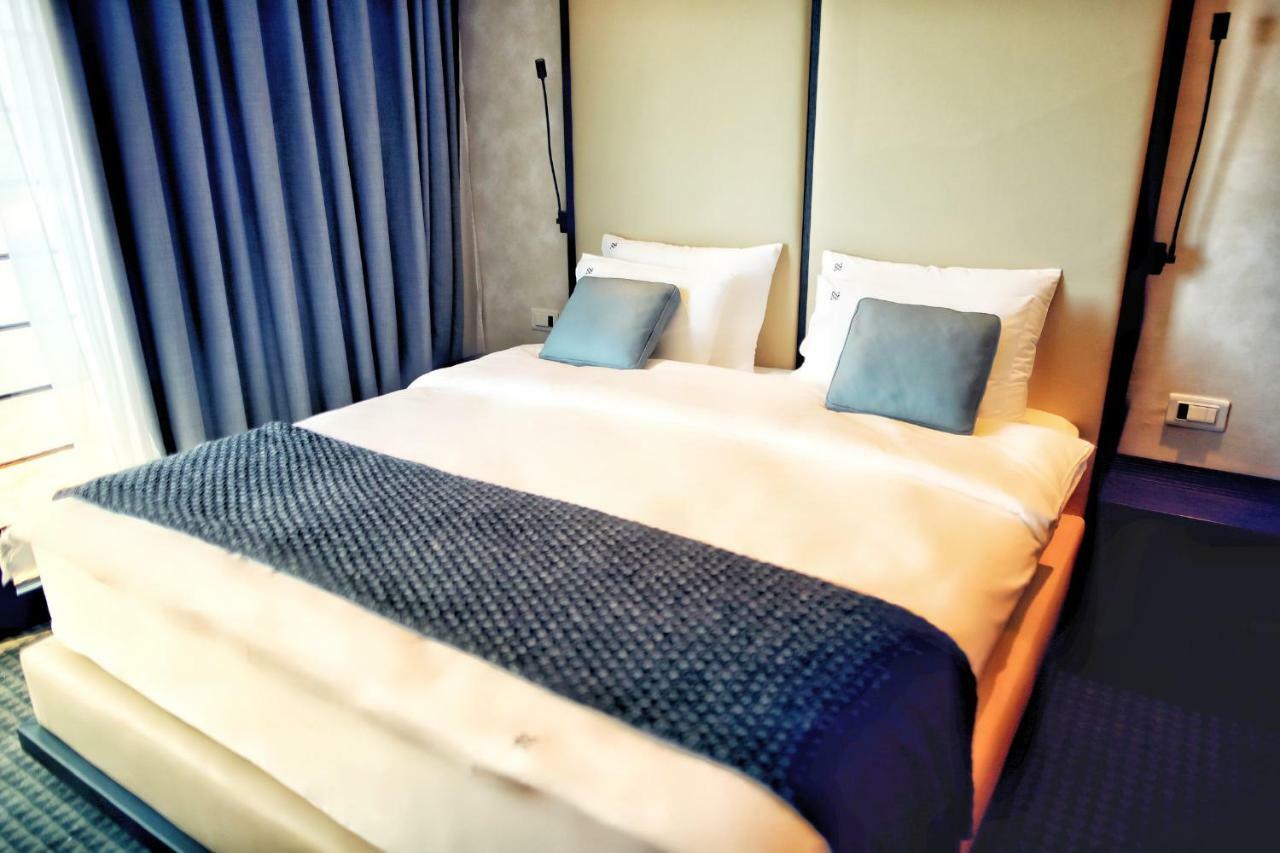 בודווה Hotel Kalos מראה חיצוני תמונה